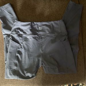 Til You Collapse Steel Heart Booty Leggings